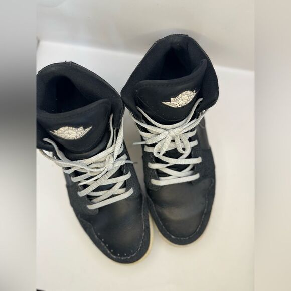 Nike Air Jordan 1 Retro 86 Pure Platinum Boys Size 7YW Black Rare - Picture 9 of 11